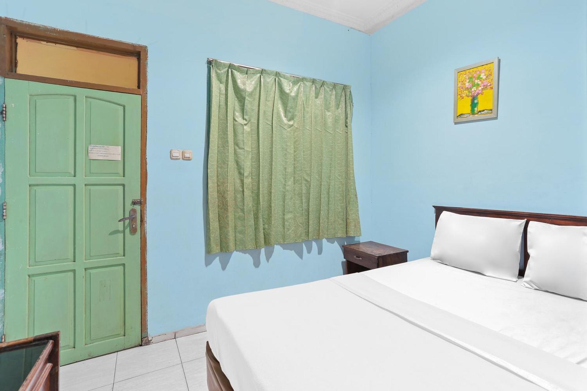 Oyo 93046 Hotel Fortuna Parepare Exterior foto