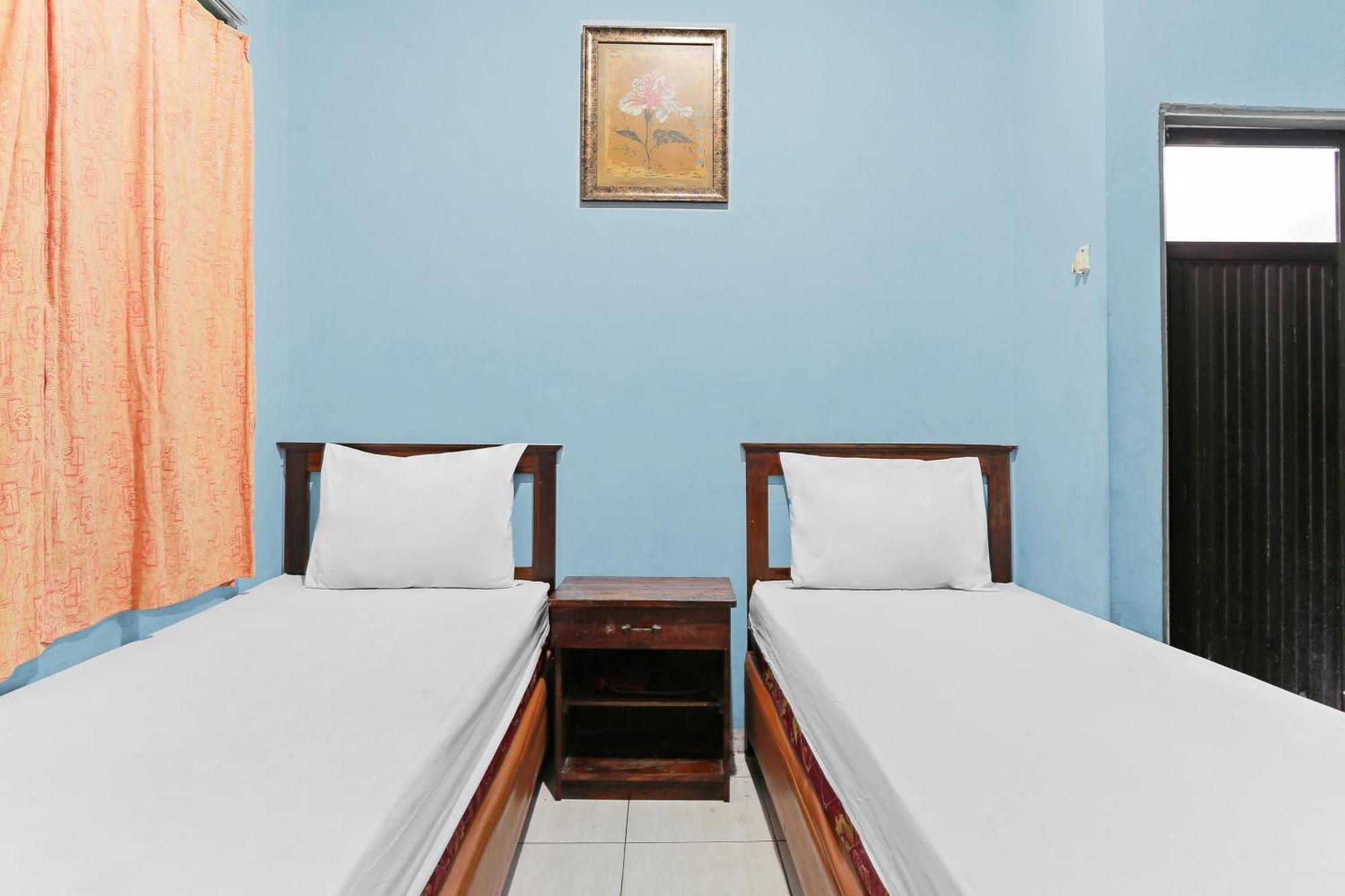 Oyo 93046 Hotel Fortuna Parepare Exterior foto